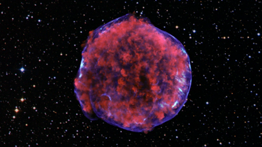 Electron acceleration at shocks in supernova remnants